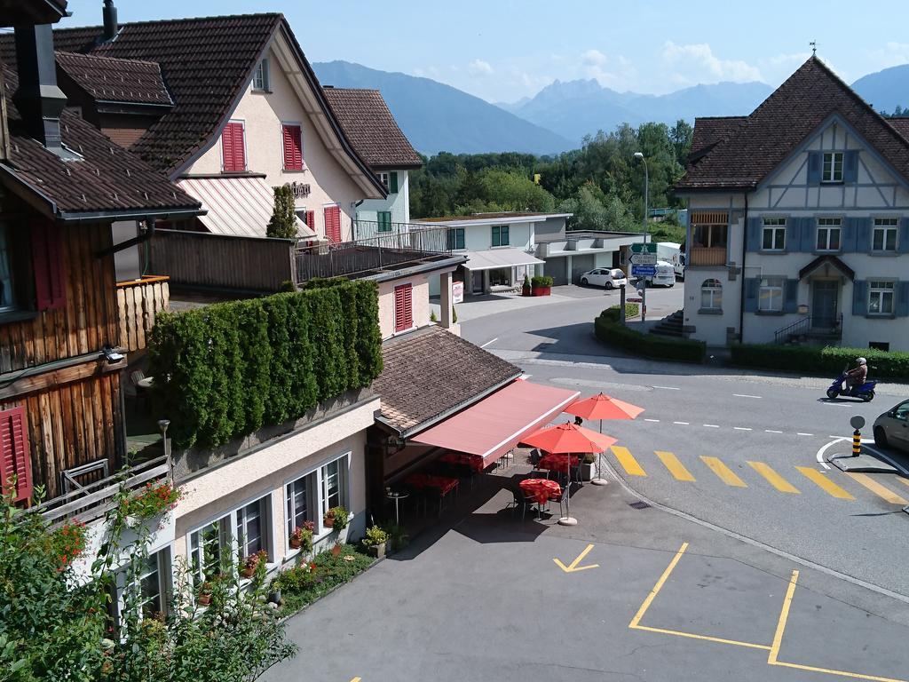 Gasthaus Zum Ochsen Neuhaus Exterior photo